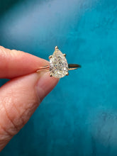Load image into Gallery viewer, Pear Solitaire Ring-1.50