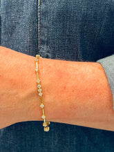 Load image into Gallery viewer, Scattered Diamond Bracelet-1.68