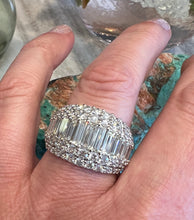 Load image into Gallery viewer, Statement Diamond Band-5.04