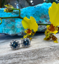 Load image into Gallery viewer, Suzy Landa Aquamarine Stud Earrings