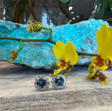 Load image into Gallery viewer, Suzy Landa Aquamarine Stud Earrings