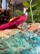 Load image into Gallery viewer, Oval and Pear Diamond Ring-1.23