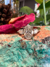 Load image into Gallery viewer, Oval and Pear Diamond Ring-1.23