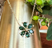 Load image into Gallery viewer, Suzy Landa Green Tourmaline Flower Necklace