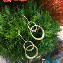 Load image into Gallery viewer, Suzy Landa Double Circle Earrings