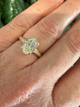 Load image into Gallery viewer, Oval Diamond Ring-3.00
