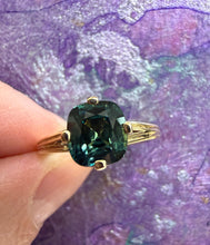 Load image into Gallery viewer, Teal Blue Sapphire Ring- 3.19
