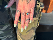 Load image into Gallery viewer, Teal Blue Sapphire Ring- 3.19
