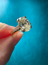Load image into Gallery viewer, Oval Diamond Ring-3.00
