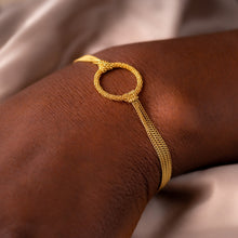 Load image into Gallery viewer, Amali Circle Bracelet B-1103
