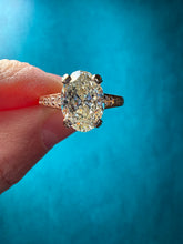 Load image into Gallery viewer, Oval Diamond Ring-3.00
