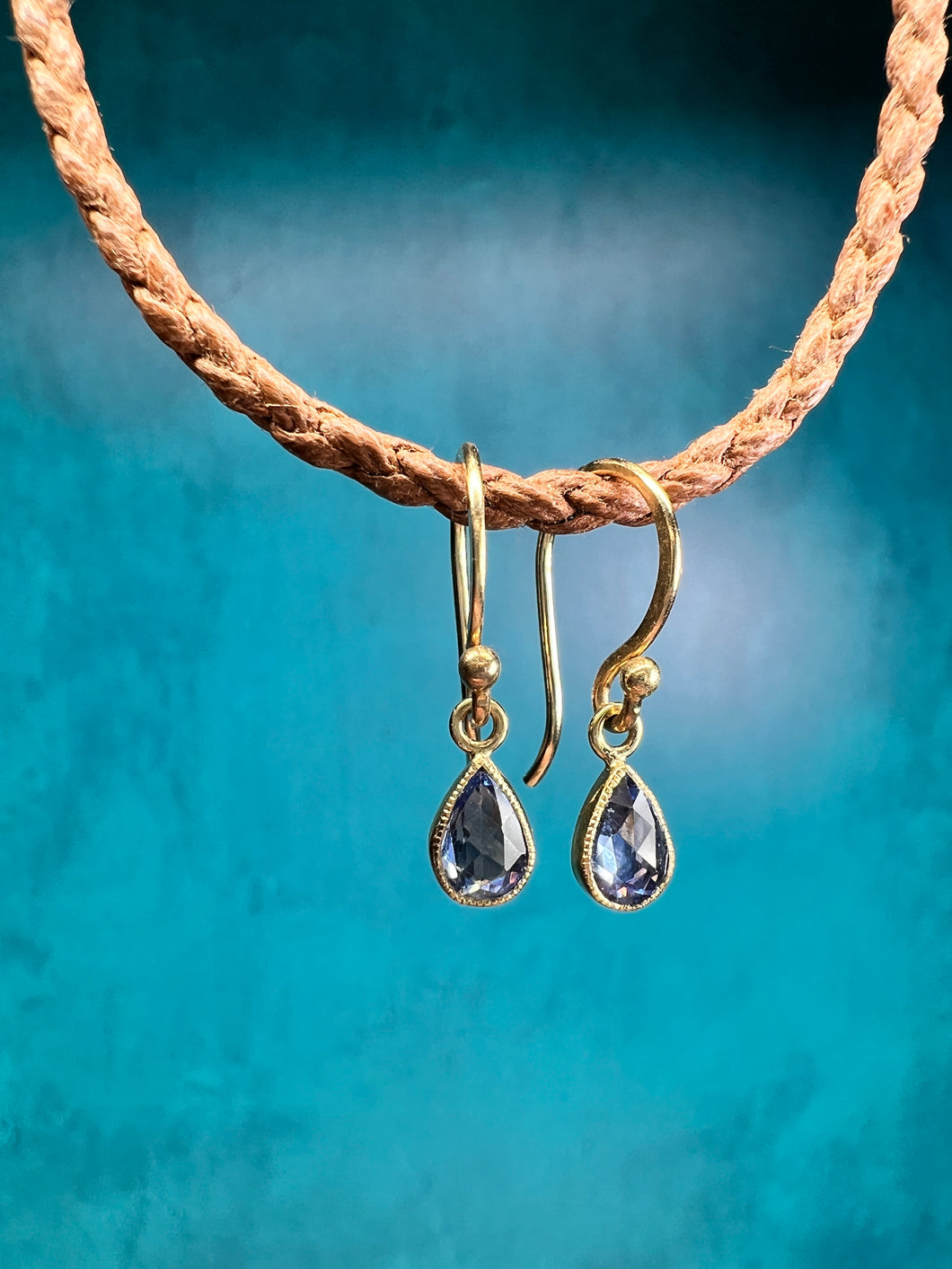 Jen Leddy Sapphire Dangle Earrings