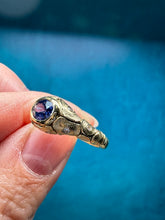 Load image into Gallery viewer, Alex Sepkus Sapphire Ring R-217 Turtle
