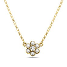 Load image into Gallery viewer, Dainty Pearl Flower Necklace
