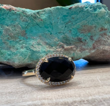 Load image into Gallery viewer, DOVES Onyx Ring
