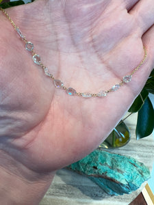 Shimmering Rose cut Diamonds Necklace