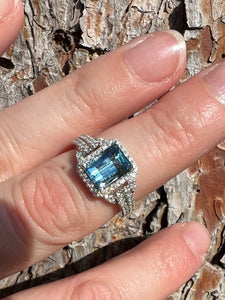 Simon G Aquamarine and Diamond Ring