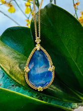 Load image into Gallery viewer, Amali Moonstone Pendant
