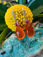 Load image into Gallery viewer, Lauren K Orange and Pink Earrings
