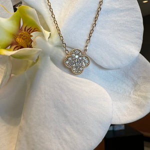 Diamond Clover Necklace-Medium