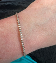 Load image into Gallery viewer, Rose Gold and Diamond Bracelet 1.04
